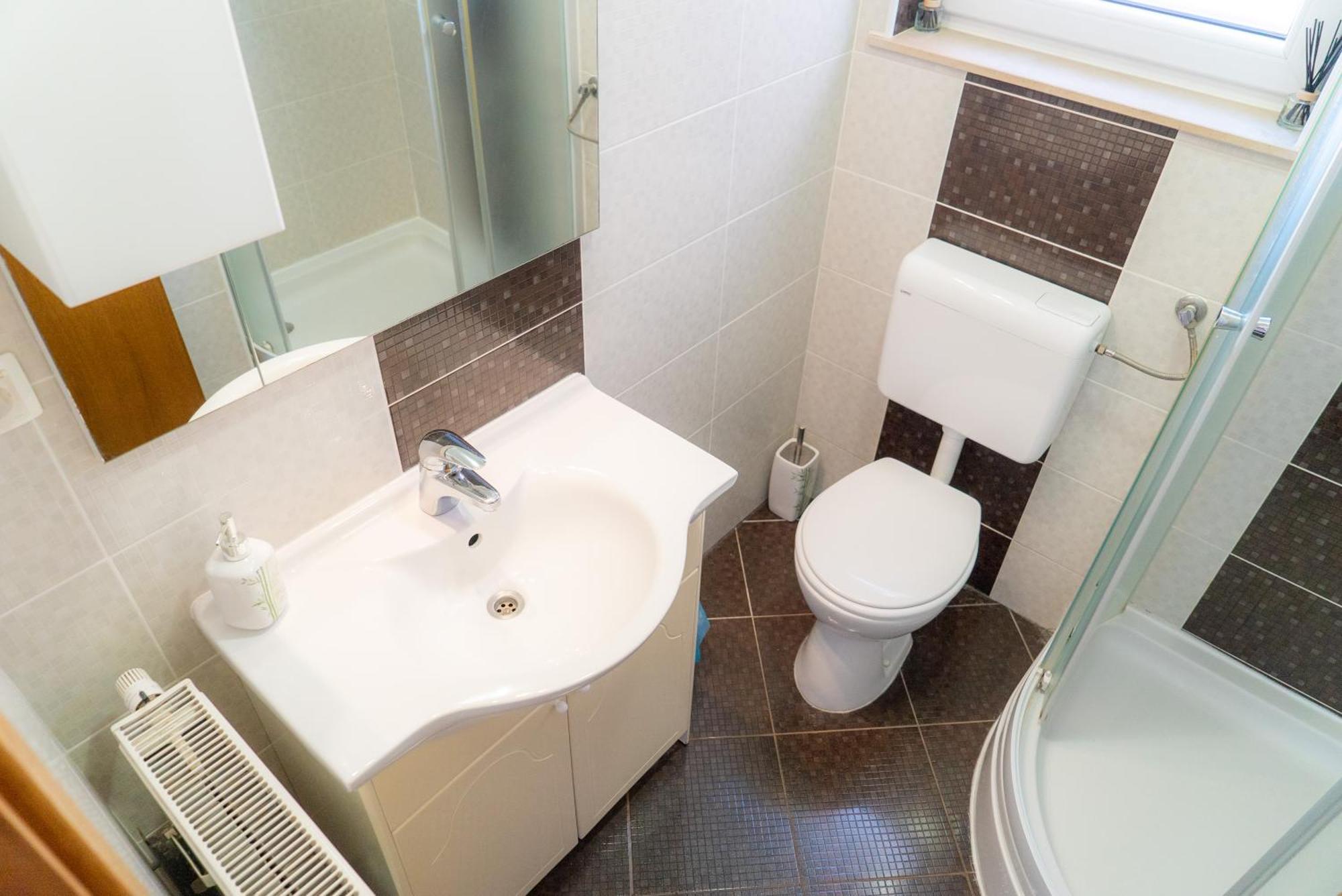 Apartments Zubcic Tisno Rom bilde